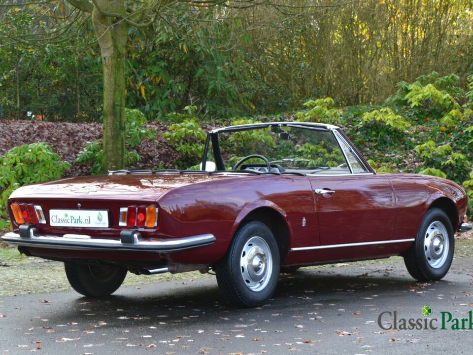 Bild 5/38 von Peugeot 504 Convertible (1970)