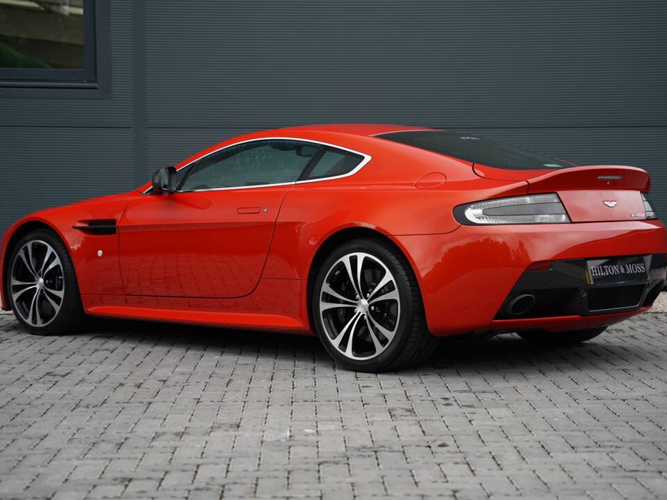 Bild 2/50 von Aston Martin V12 Zagato (2012)