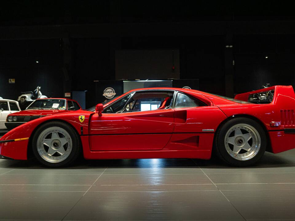 Image 6/50 de Ferrari F40 (1991)