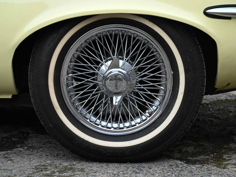 Bild 9/50 von Jaguar E-Type V12 (1973)