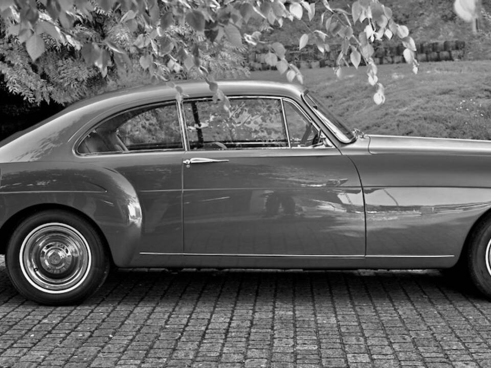 Image 3/4 of Bentley S1 Continental Mulliner (1957)