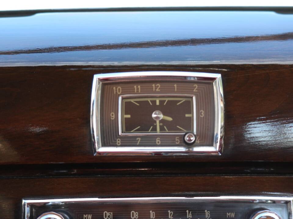 Imagen 12/19 de Mercedes-Benz 300 c (1956)
