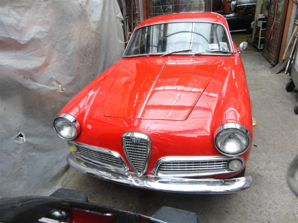 Bild 24/30 von Alfa Romeo Giulietta Sprint 1300 (1964)
