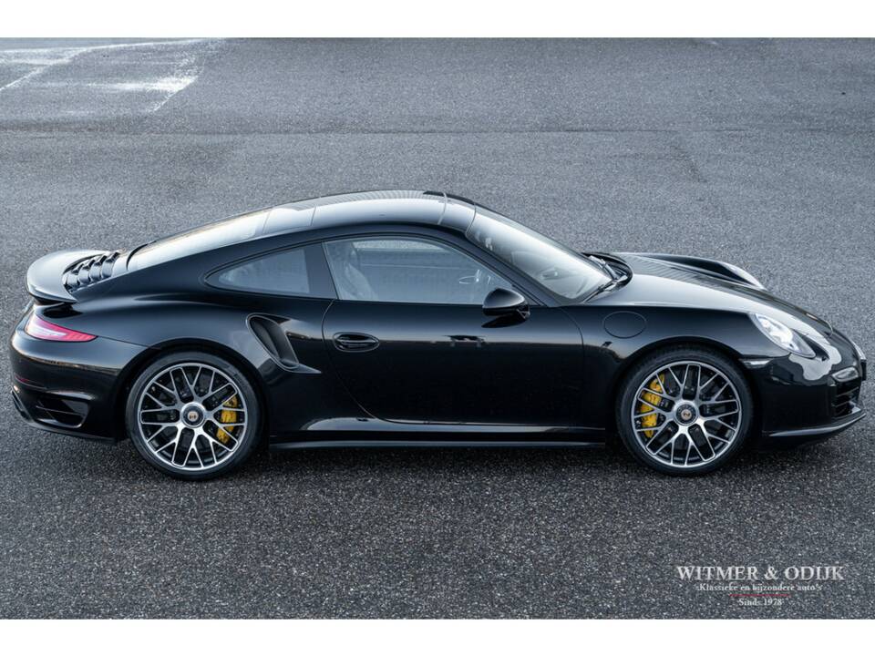 Image 6/34 of Porsche 911 Turbo S (2015)