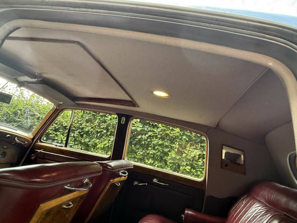 Image 13/17 of Bentley Mark VI 4.6 (1952)