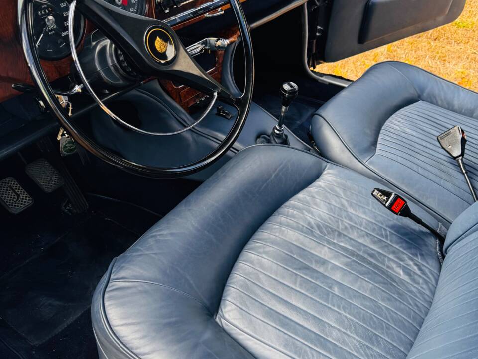 Bild 16/32 von Jaguar S-Type 3.4 (1964)