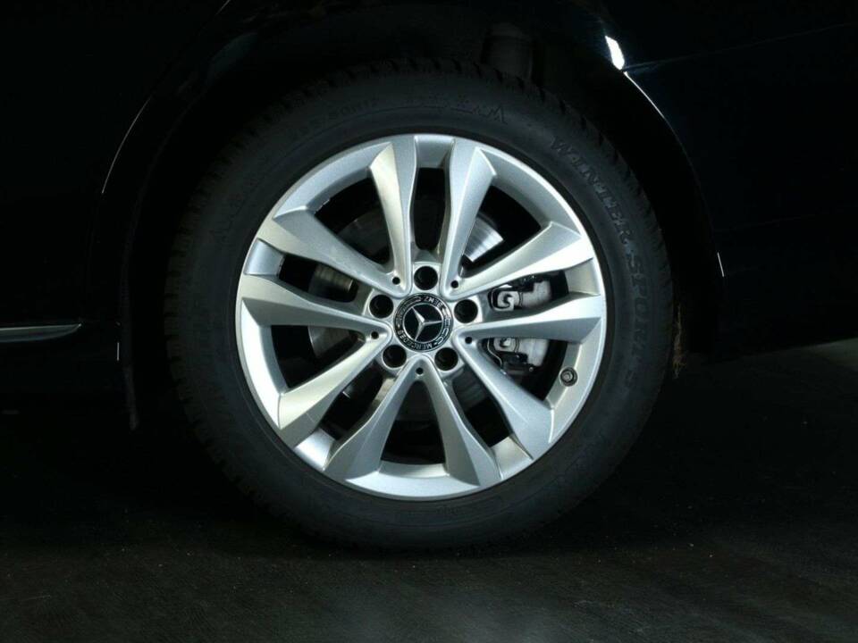 Bild 48/49 von Mercedes-Benz C 220 d 4MATIC (2021)