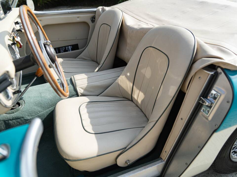 Immagine 34/50 di Austin-Healey 100&#x2F;6 (BN4) (1957)