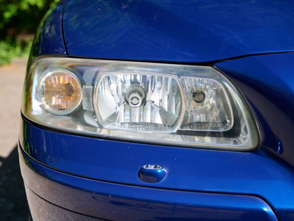 Image 27/50 of Volvo V 70 2.4 (2006)