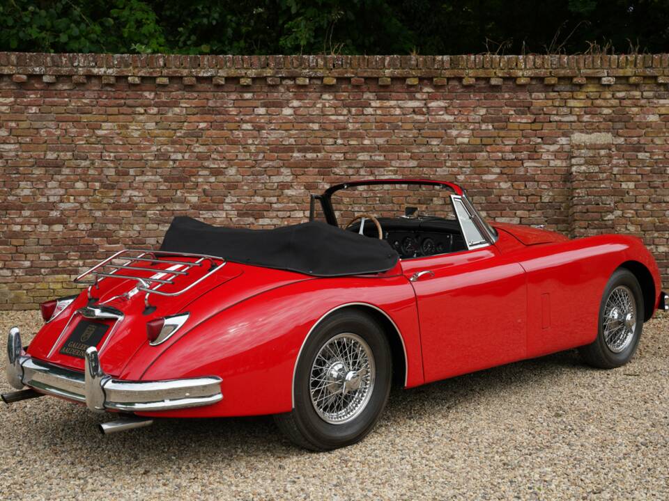 Image 29/50 of Jaguar XK 150 DHC (1960)