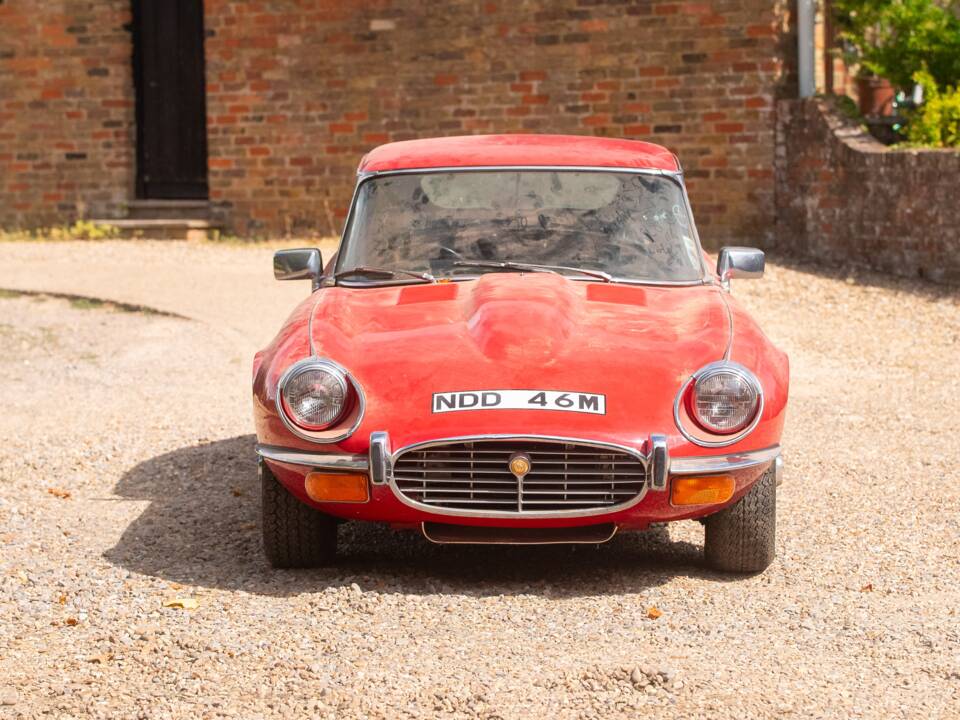 Image 15/50 de Jaguar Type E V12 (2+2) (1973)