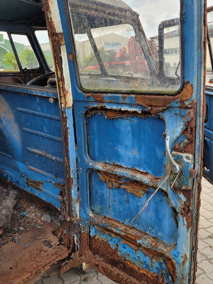 Bild 30/50 von Volkswagen T1 Kombi (1957)