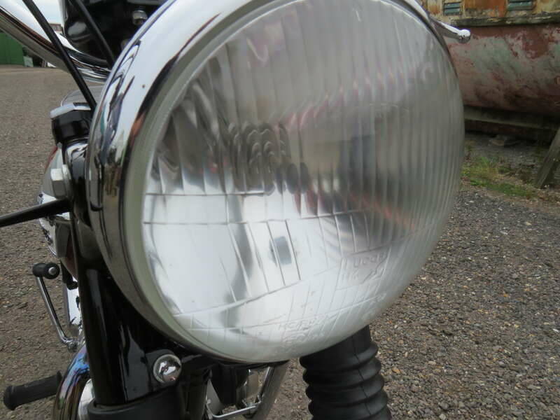 Image 10/50 de Triumph DUMMY (1970)