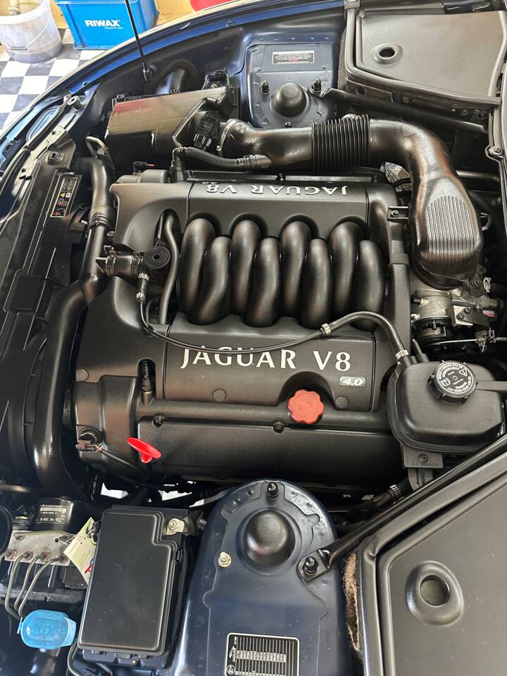 Bild 9/13 von Jaguar XK8 4.0 (1999)