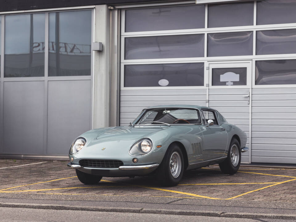 Image 1/21 de Ferrari 275 GTB (1966)