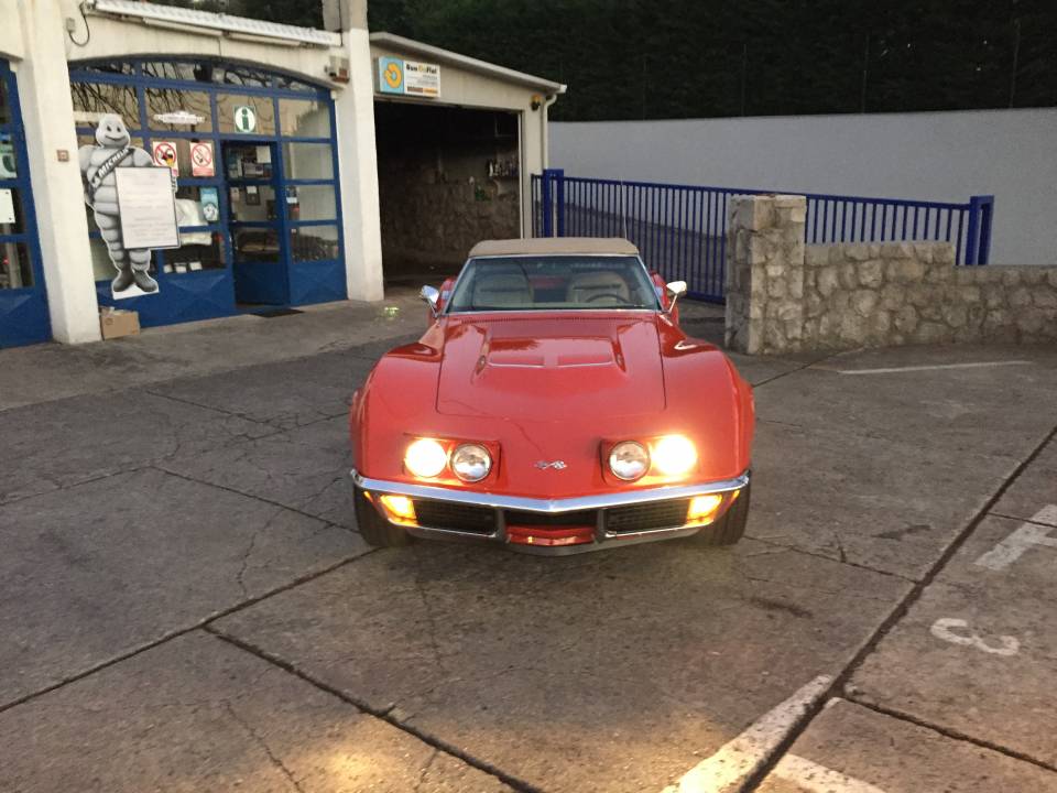 Image 38/120 of Chevrolet Corvette Stingray (1970)
