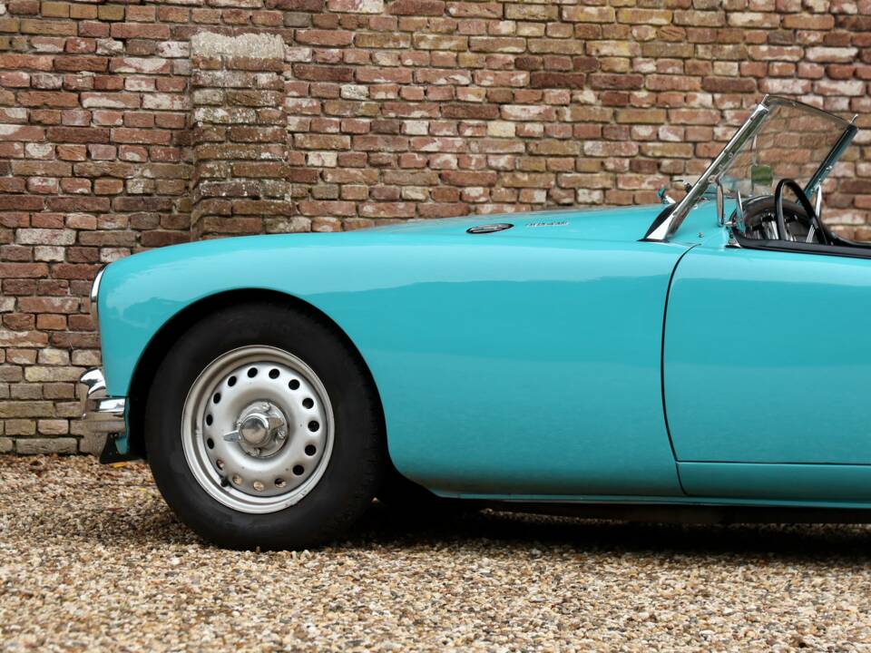 Imagen 41/50 de MG MGA Twin Cam (1959)