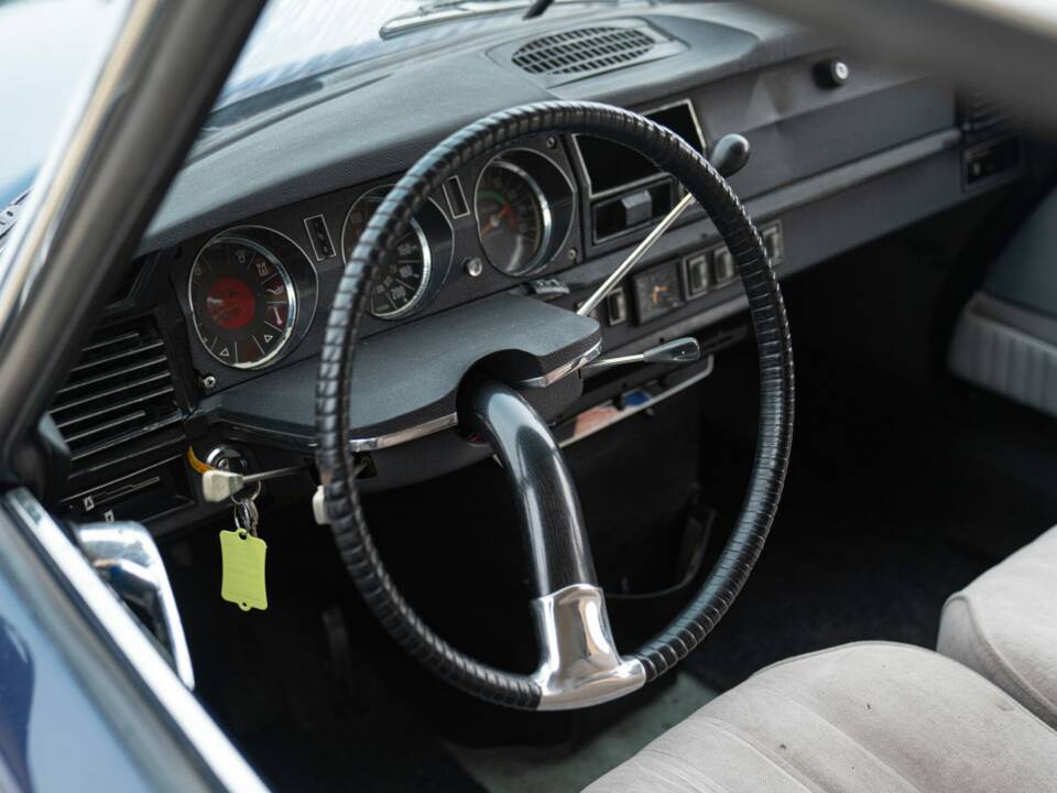 Bild 35/50 von Citroën DS 20 (1972)