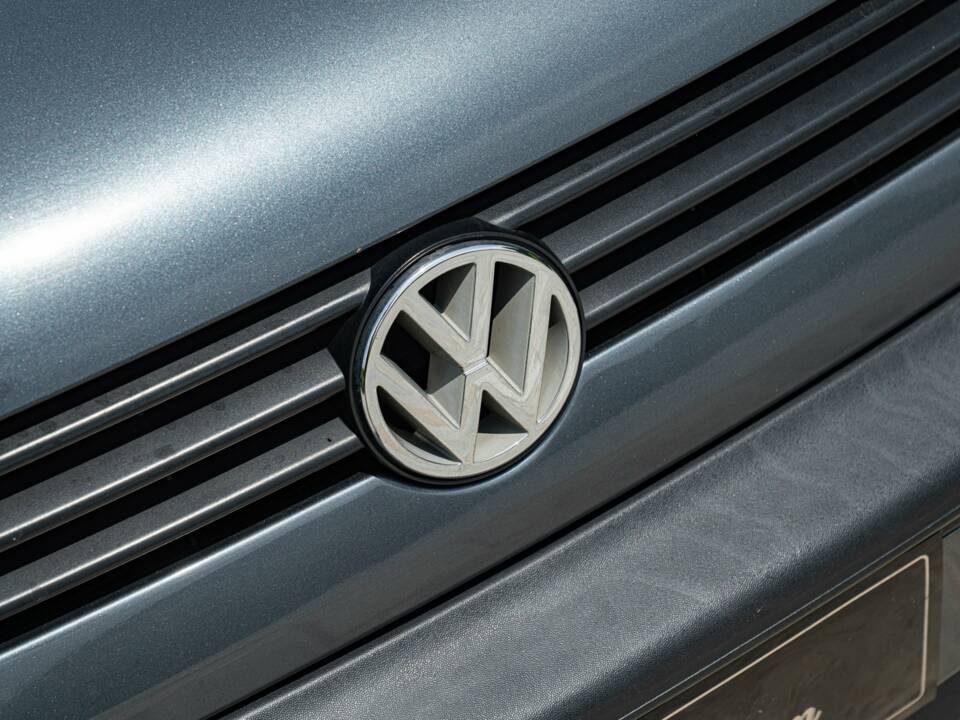 Immagine 13/45 di Volkswagen Golf IV 1.6 (1997)