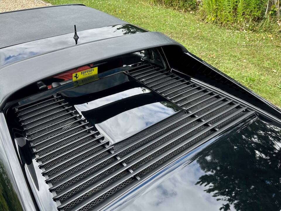 Bild 55/86 von Ferrari 328 GTS (1988)