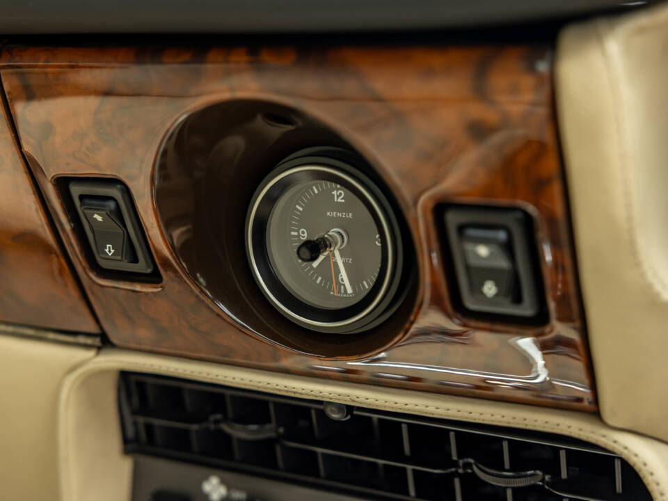 Bild 31/54 von Aston Martin V8 EFi (1987)