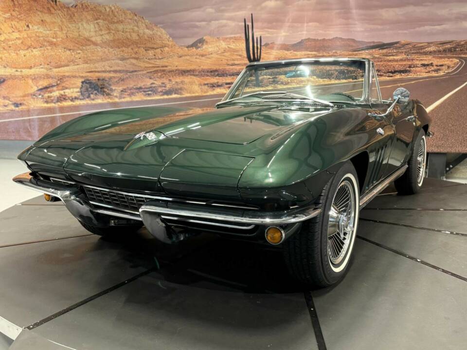 Obraz 3/50 pojazdu Chevrolet Corvette Sting Ray Convertible (1965)