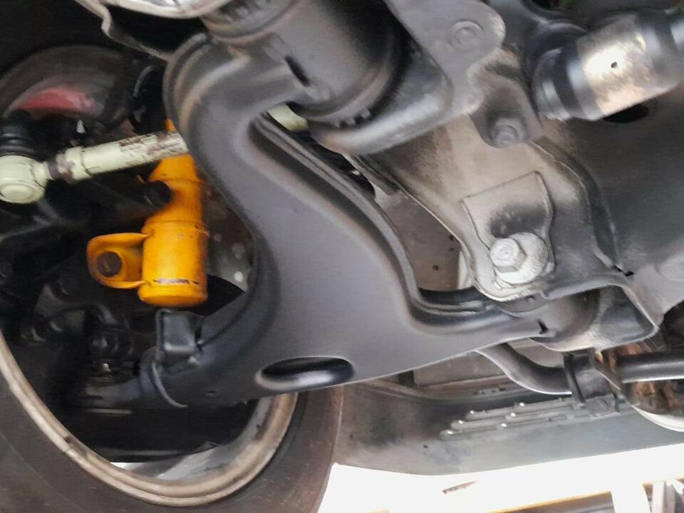 Image 29/33 of Mercedes-Benz E 300 Diesel (1994)