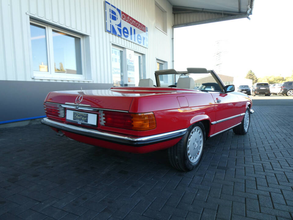 Image 4/30 of Mercedes-Benz 300 SL (1987)