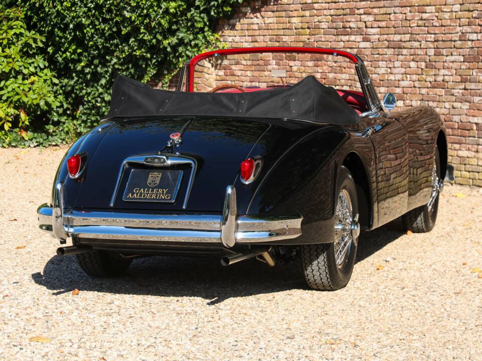 Image 47/50 of Jaguar XK 150 3.4 S DHC (1958)