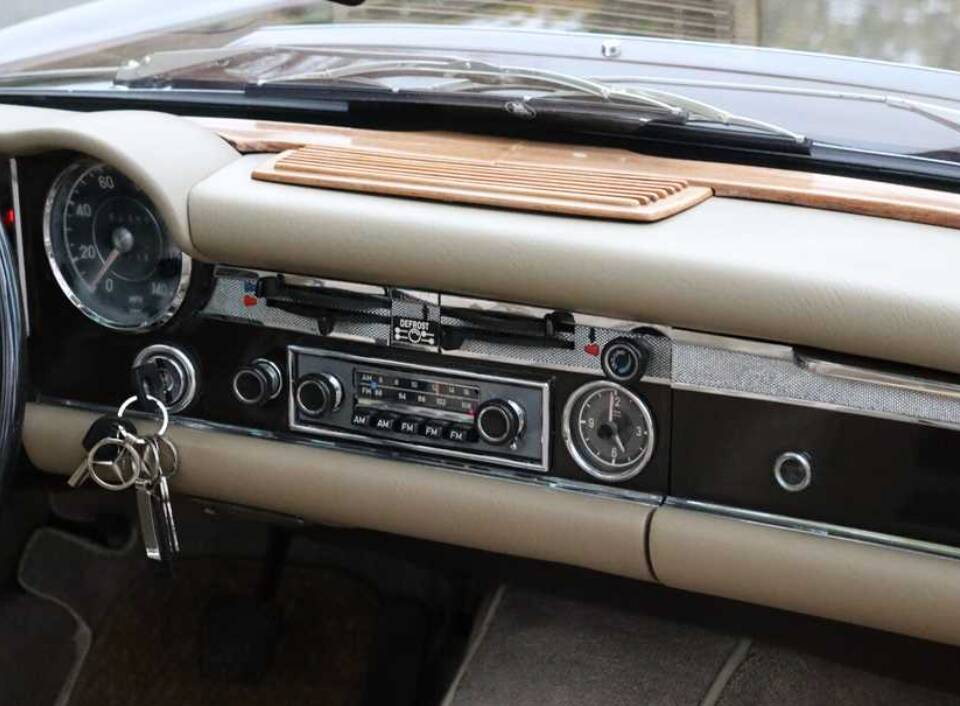 Imagen 29/45 de Mercedes-Benz 280 SL (1968)