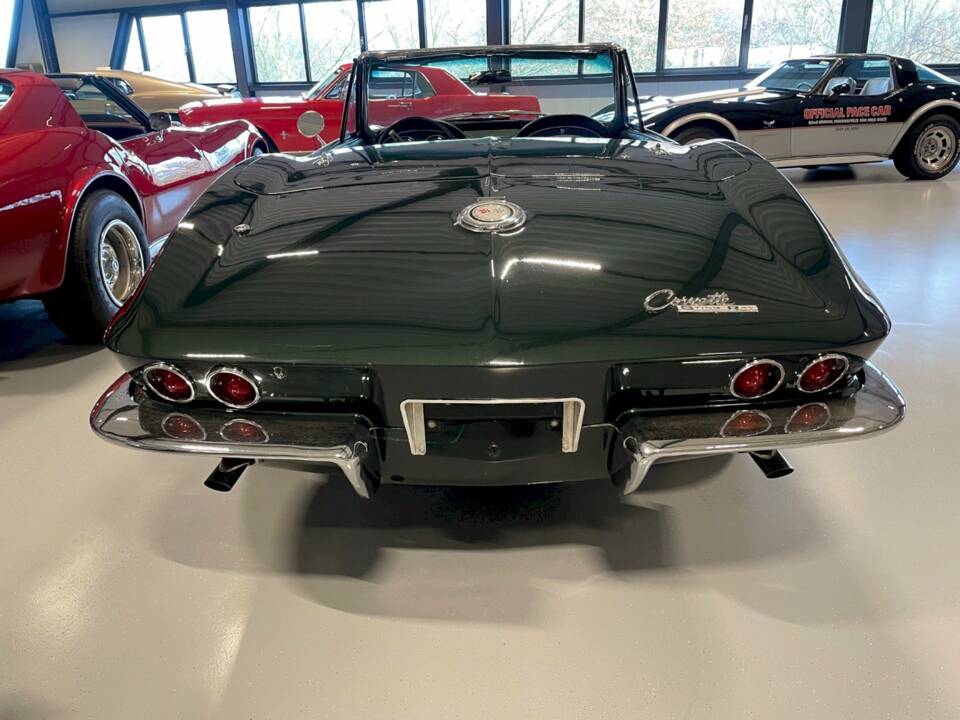 Image 10/18 of Chevrolet Corvette Sting Ray Convertible (1965)