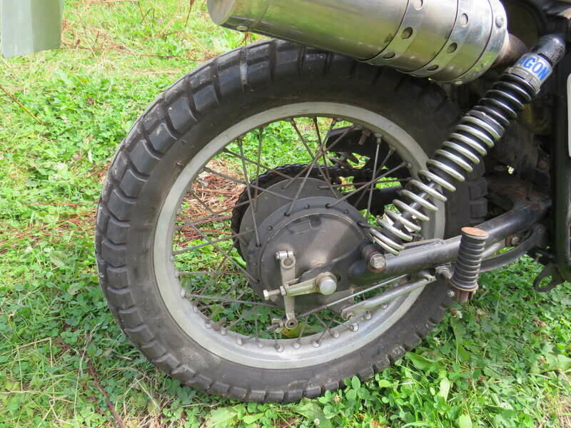 Bild 32/40 von Yamaha DUMMY (1976)