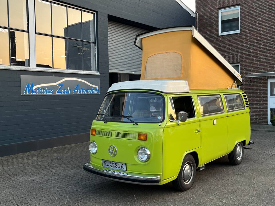 Image 10/57 of Volkswagen T2b Westfalia (1978)