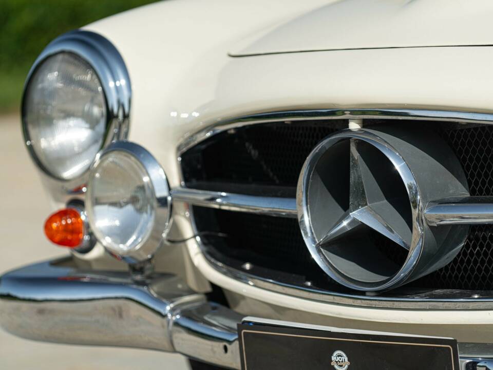 Afbeelding 29/50 van Mercedes-Benz 190 SL (1959)