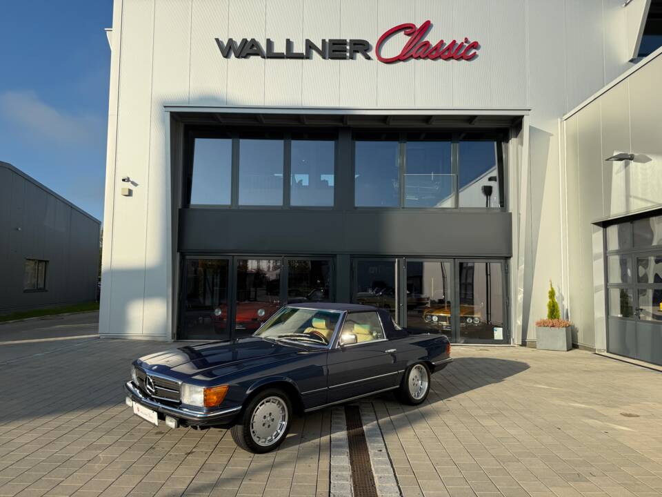 Immagine 1/30 di Mercedes-Benz 500 SL (1982)