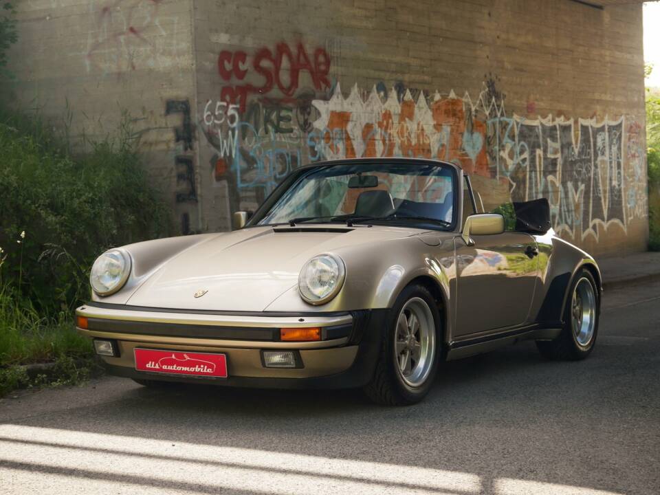 Imagen 7/30 de Porsche 911 Carrera 3.2 (WTL) (1988)