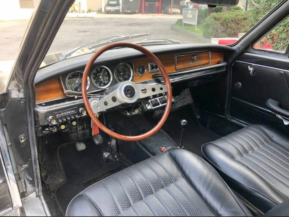 Immagine 2/8 di FIAT 1300 Vignale (1966)
