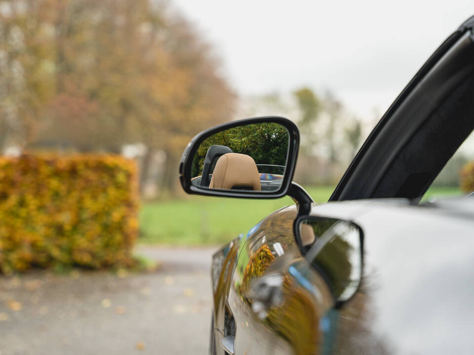 Image 81/100 de Mercedes-Benz SLS AMG Roadster (2011)