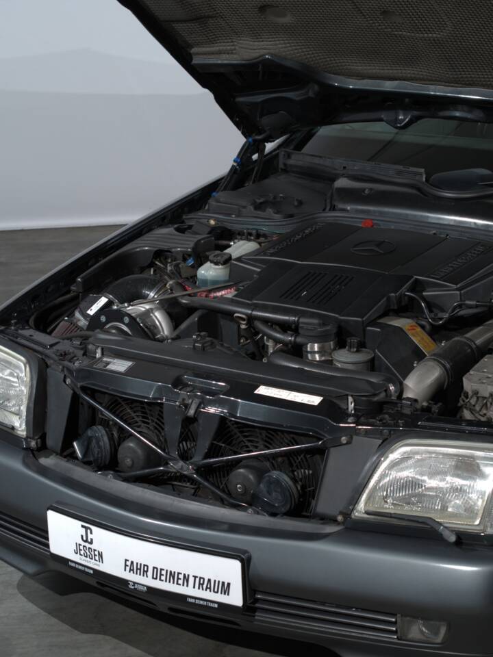 Image 26/56 de Mercedes-Benz 500 SL (1993)