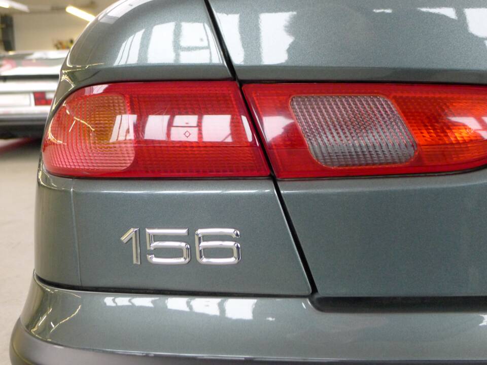 Imagen 25/35 de Alfa Romeo 156 2.5 V6 (1999)