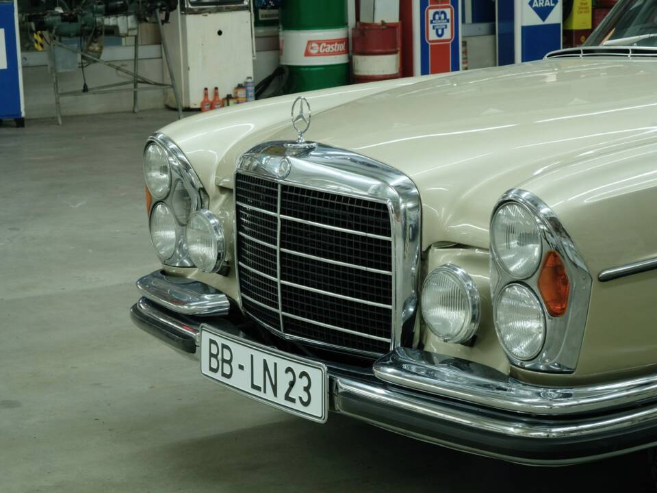 Bild 23/50 von Mercedes-Benz 300 SEL 6.3 (1968)