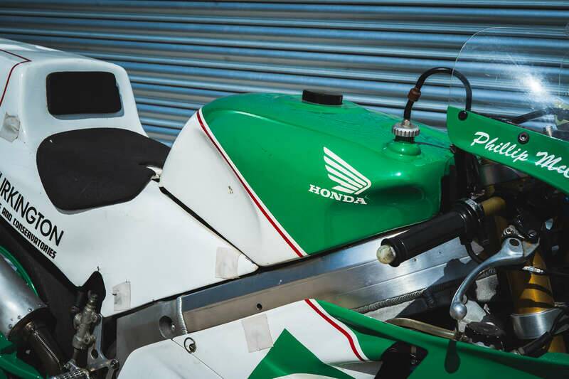 Immagine 24/50 di Honda VFR 750R RC36 (1992)