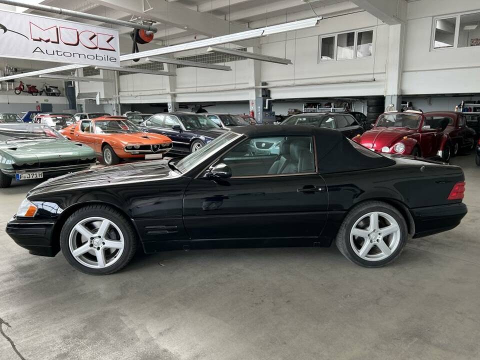 Image 8/25 of Mercedes-Benz SL 500 (1999)