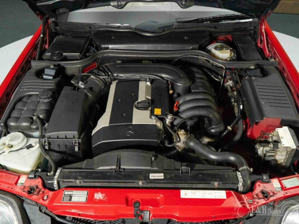 Bild 3/19 von Mercedes-Benz SL 320 (1996)