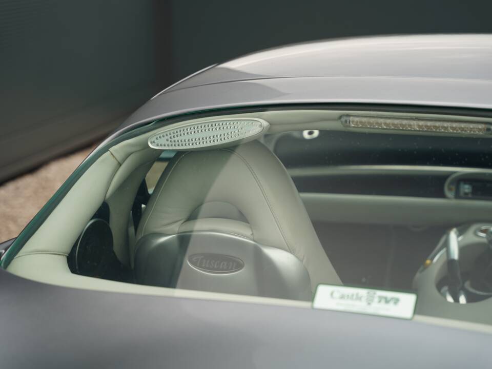 Imagen 44/50 de TVR Tuscan (2003)