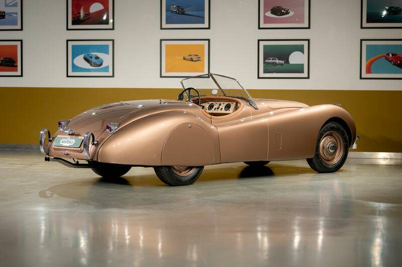 Image 24/50 of Jaguar XK 120 OTS (1952)