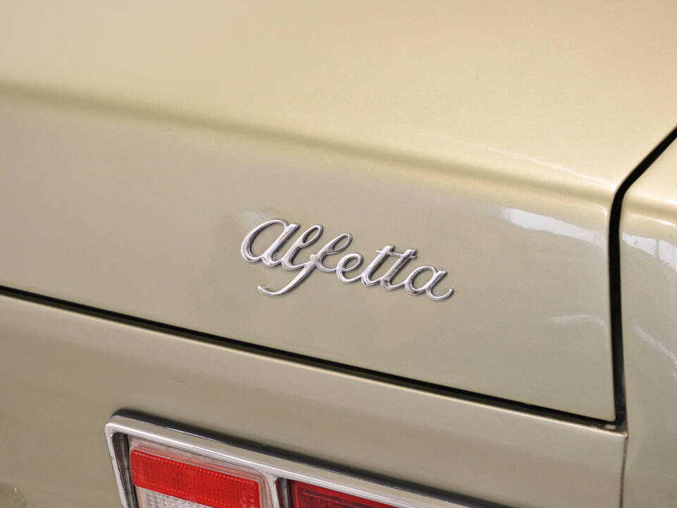 Image 66/67 de Alfa Romeo Alfetta 1.8 (1974)