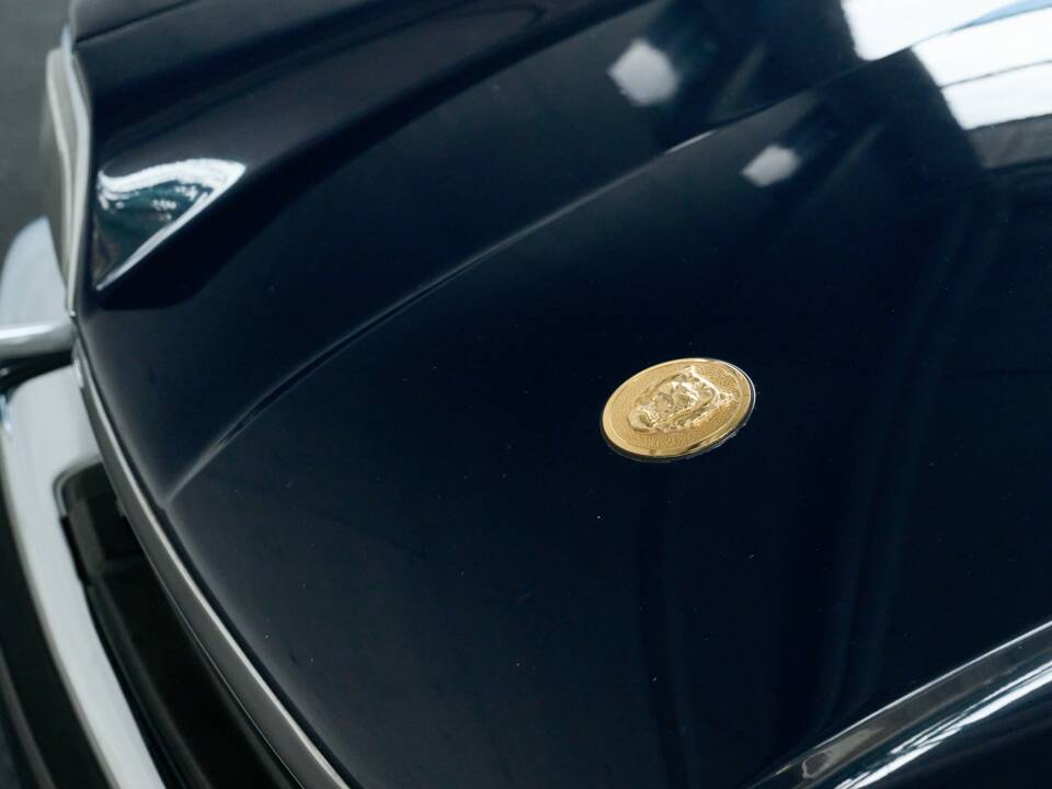 Image 23/50 of Jaguar XJS 5.3 V12 (1993)