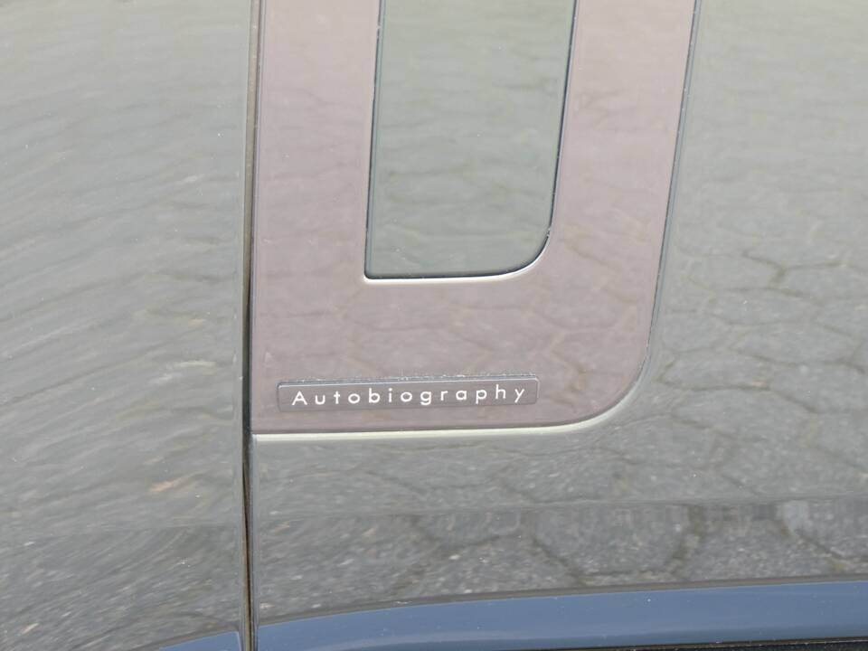 Image 31/61 of Land Rover Range Rover D350 (2025)