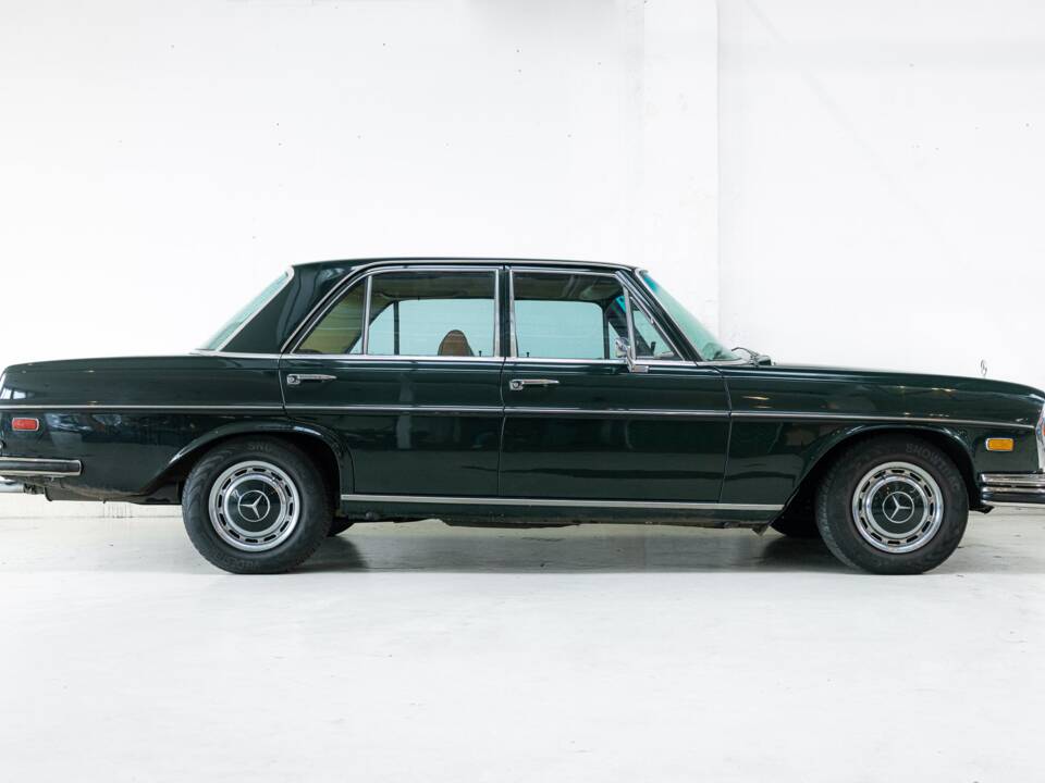Image 3/26 of Mercedes-Benz 280 SE 4,5 (1972)